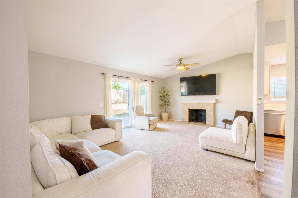 Escondido, CA 92027,2133 Manchester AVE