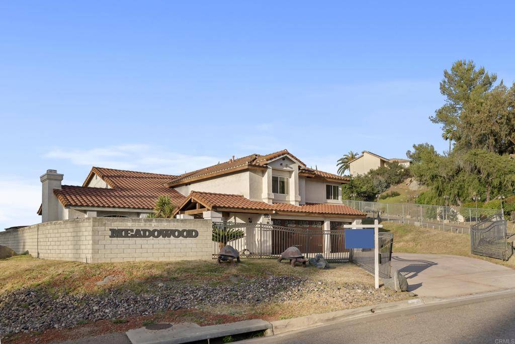 El Cajon, CA 92020,402 Avenida Abajo