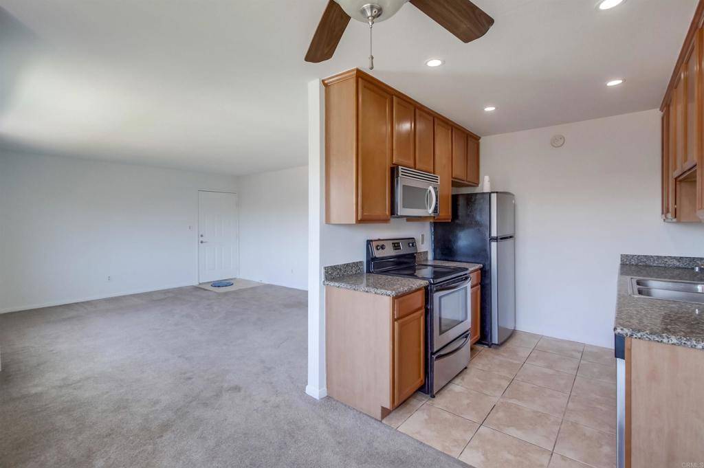 El Cajon, CA 92020,527 E Madison Ave #95