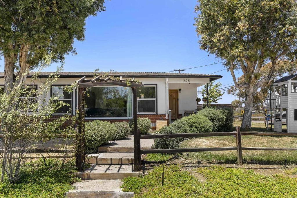Chula Vista, CA 91910,205 C ST