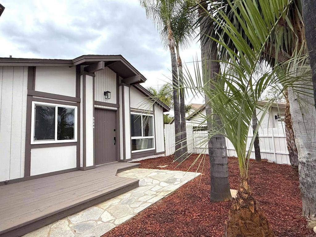 Santee, CA 92071,9944 Donner ST