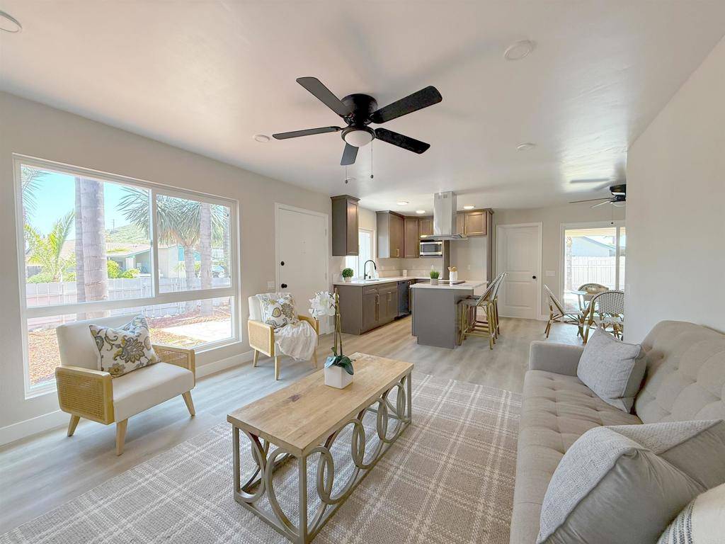 Santee, CA 92071,9944 Donner ST