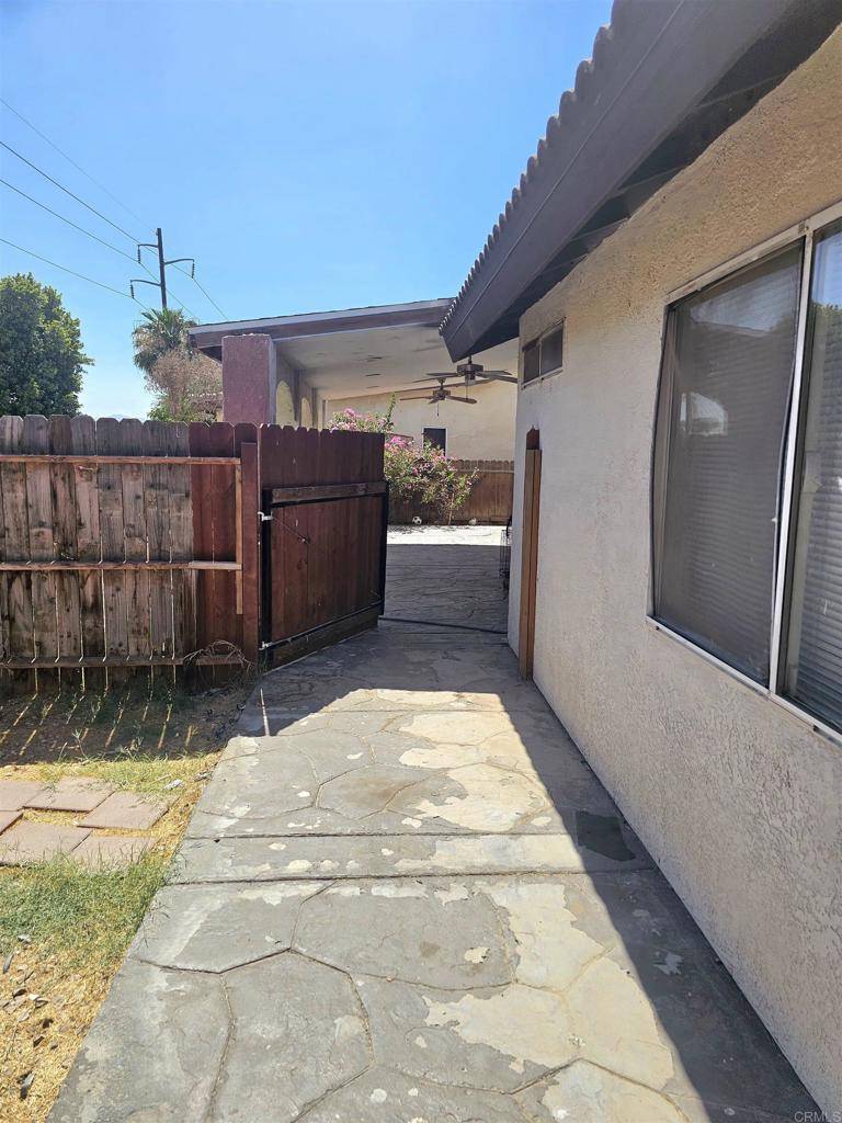 Calexico, CA 92231,1268 J B Rodriguez ST