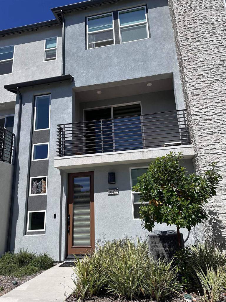 San Diego, CA 92126,10422 Adamson WAY