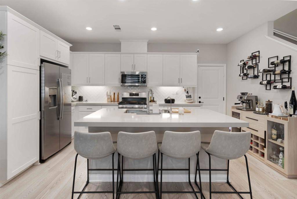 Chula Vista, CA 91913,2043 Bluestone CIR