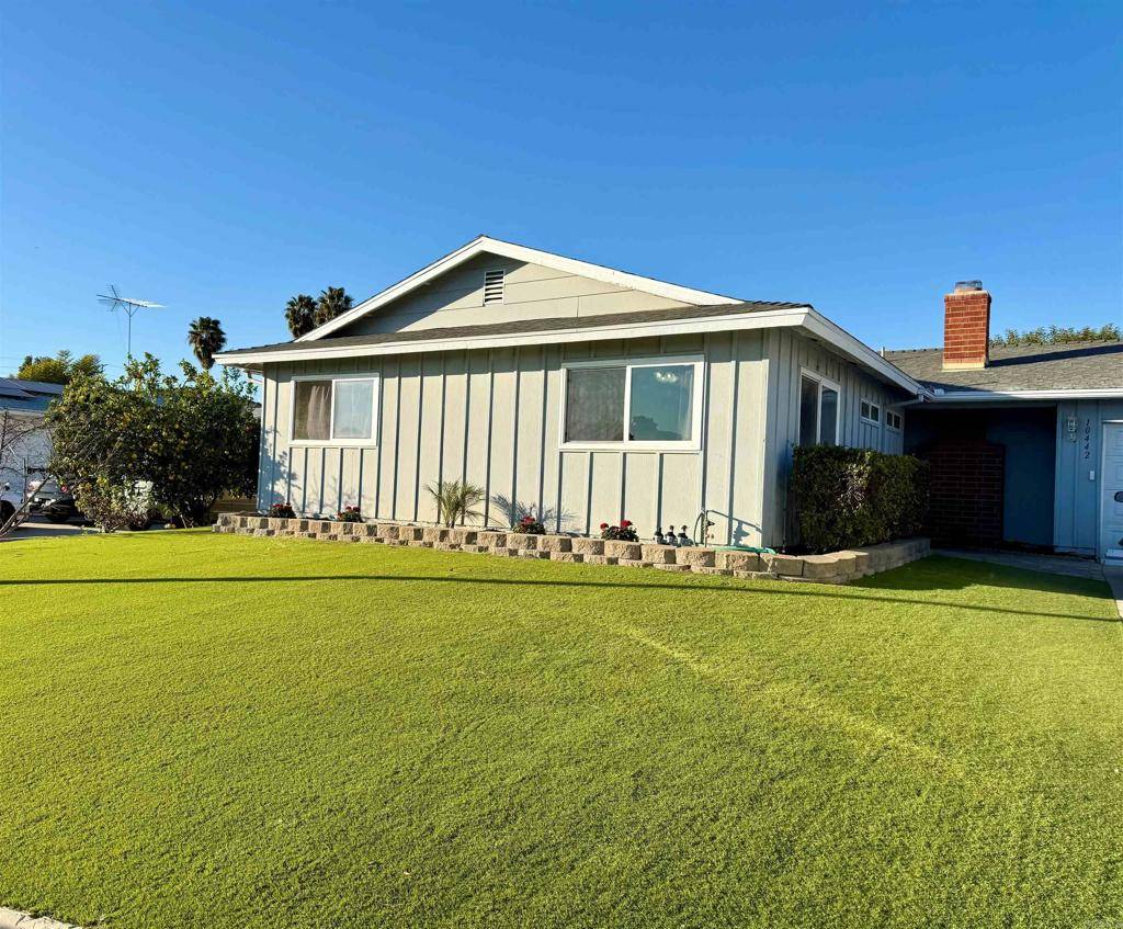 Santee, CA 92071,10442 Nate WAY