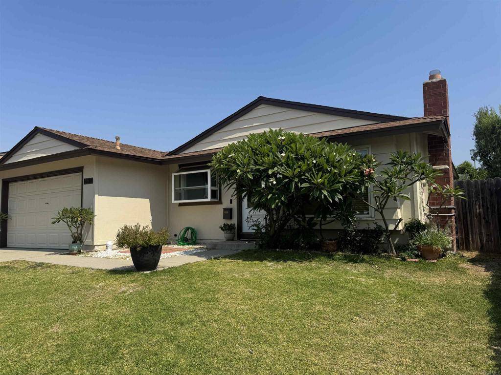 Santee, CA 92071,10118 Cedar Springs Dr.