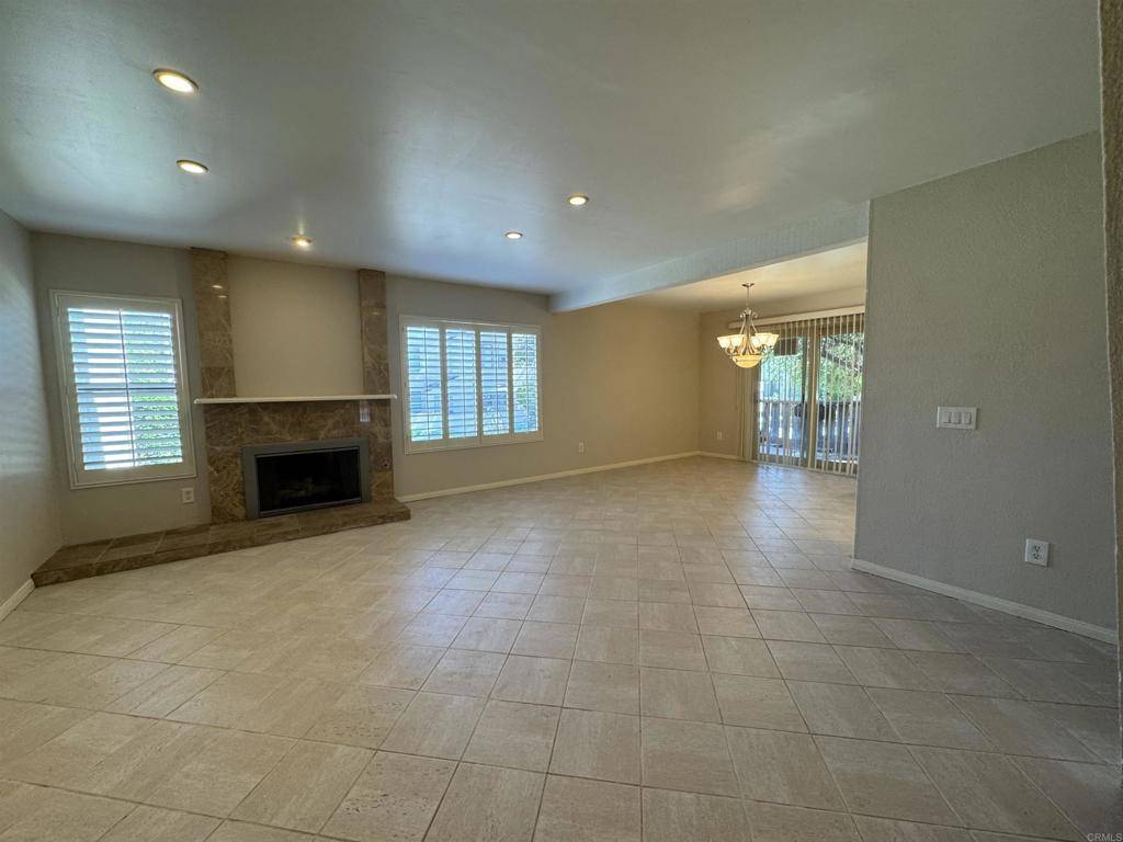 Bonita, CA 91902,2997 Plaza Leonardo