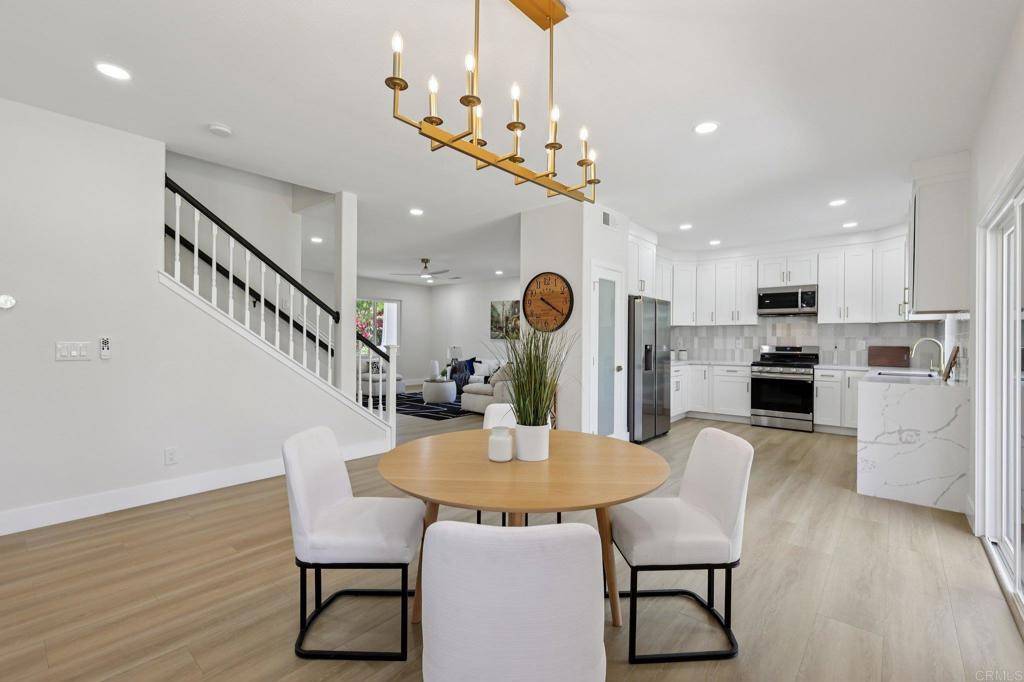 Oceanside, CA 92057,5471 Papagallo DR