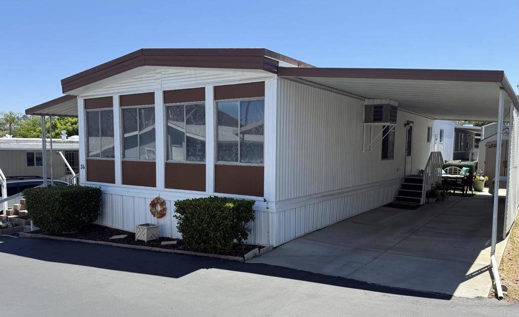 El Cajon, CA 92021,1351 Pepper Drive #26