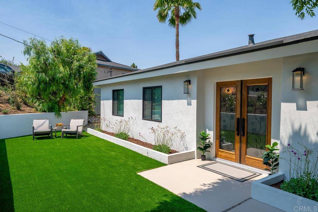 La Mesa, CA 91942,6270 Meadowcrest DR