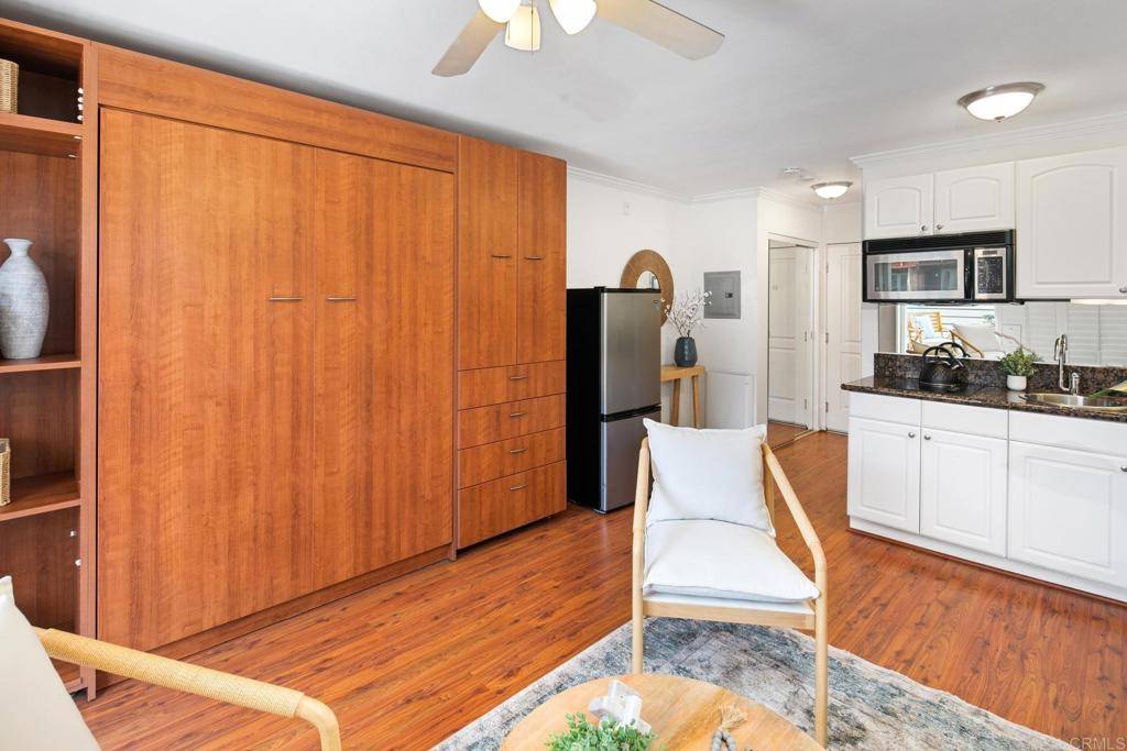 Point Loma, CA 92106,1021 Scott ST #130