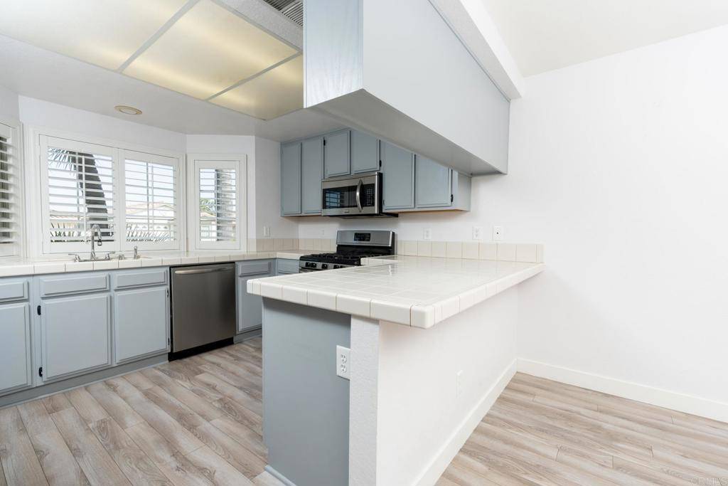 Menifee, CA 92585,28328 Via Bandita