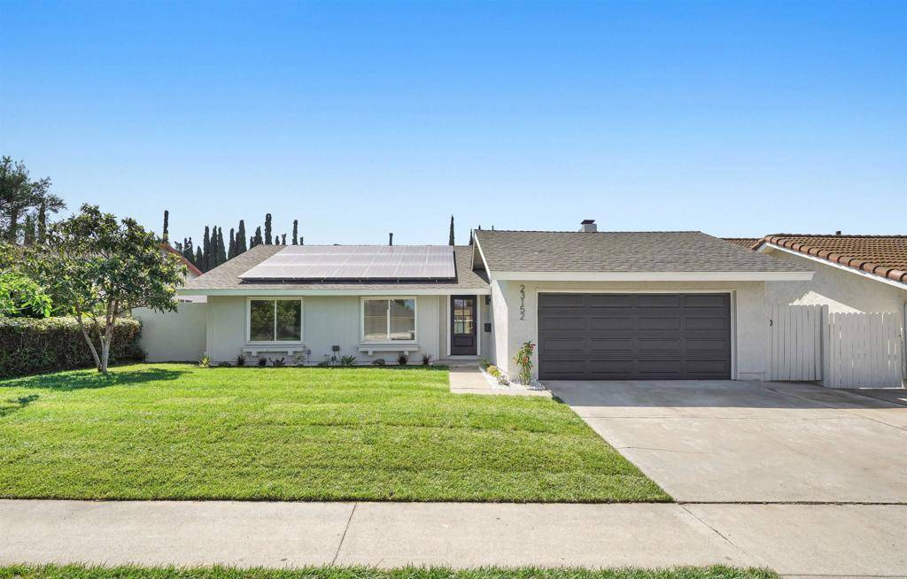 Lake Forest, CA 92630,23152 La Vaca St