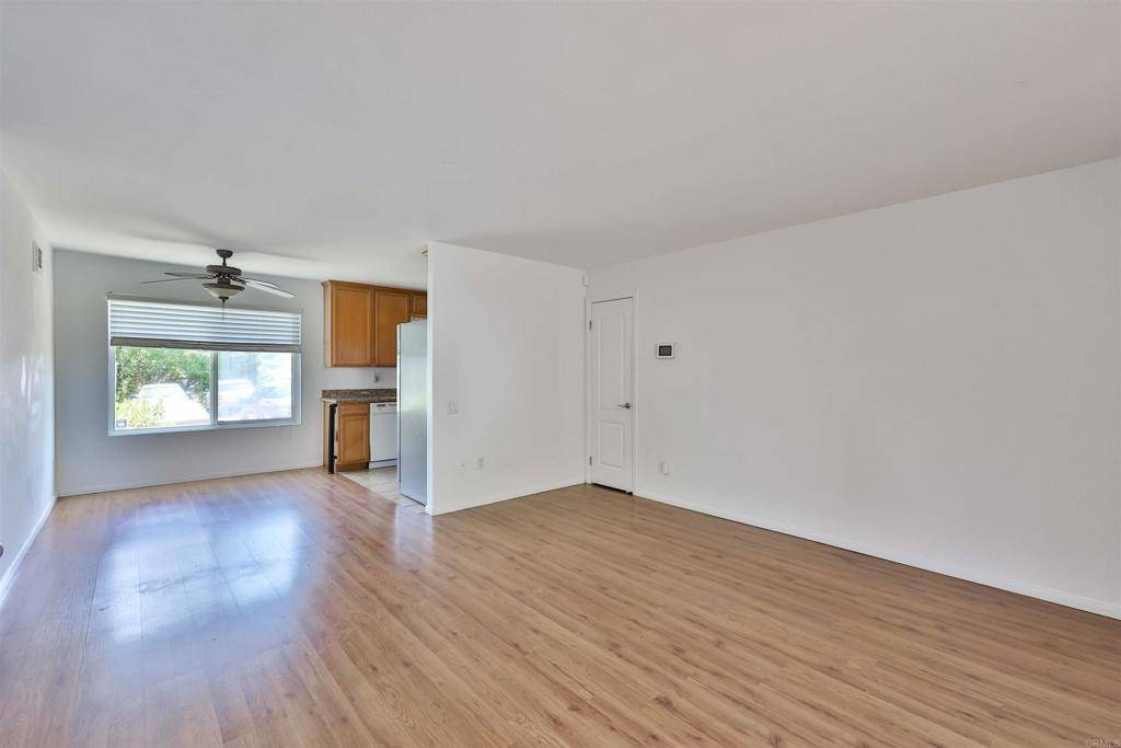 San Diego, CA 92115,6333 College Grove