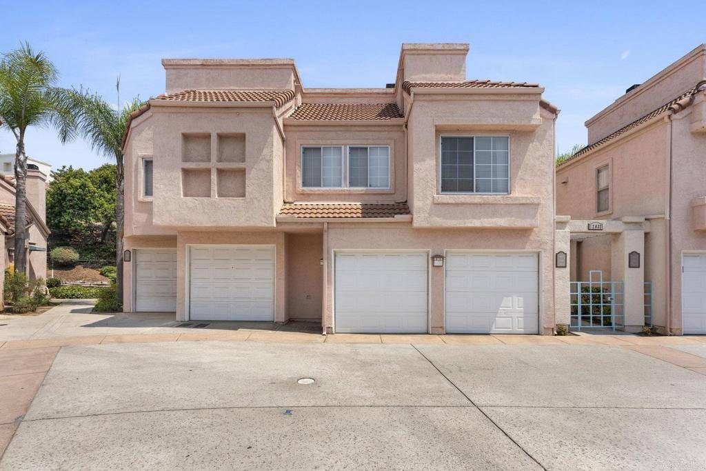 El Cajon, CA 92019,12032 Calle De Medio #169