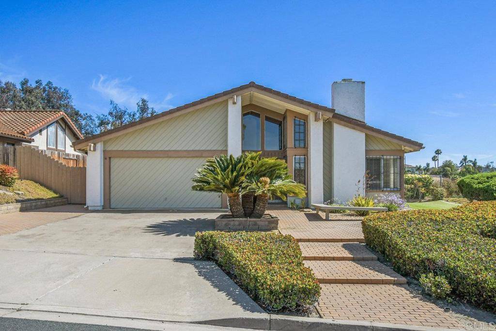 Bonita, CA 91902,5420 Mirar CT