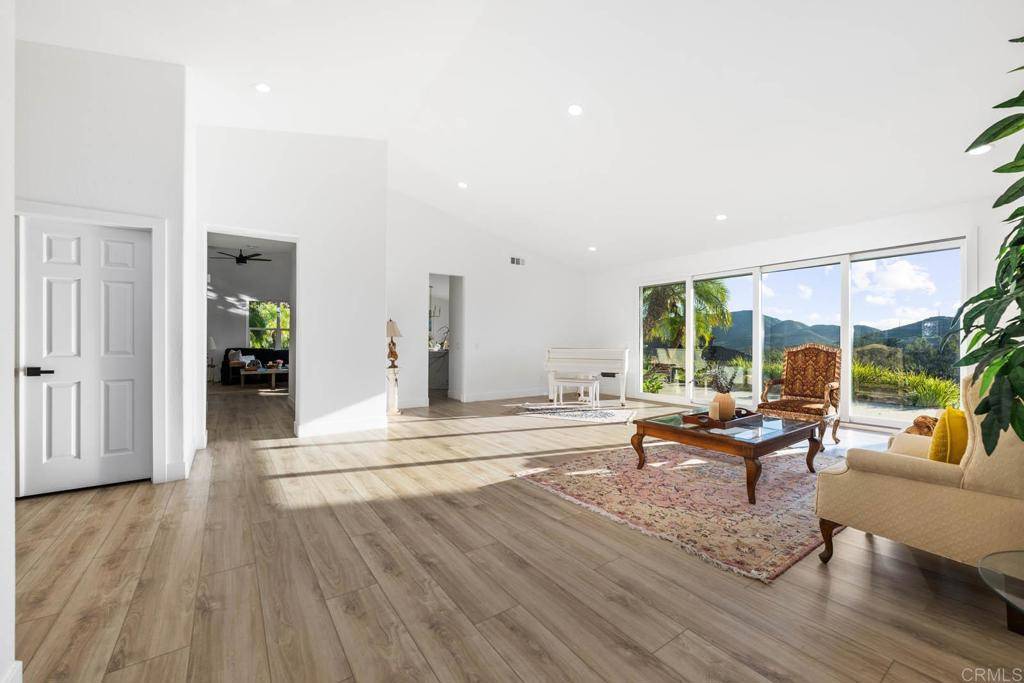 Escondido, CA 92029,2027 Jenna PL
