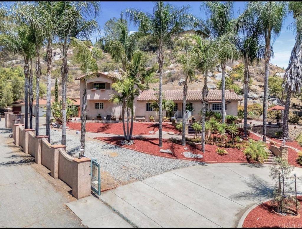 El Cajon, CA 92020,1153 Merritt DR