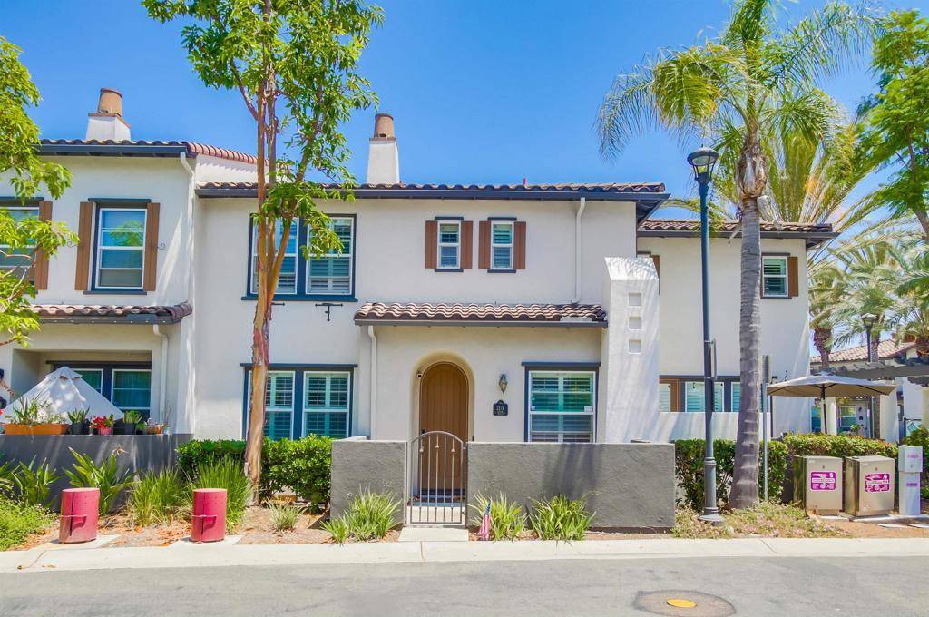 Chula Vista, CA 91915,2174 Desert Hare CT #105