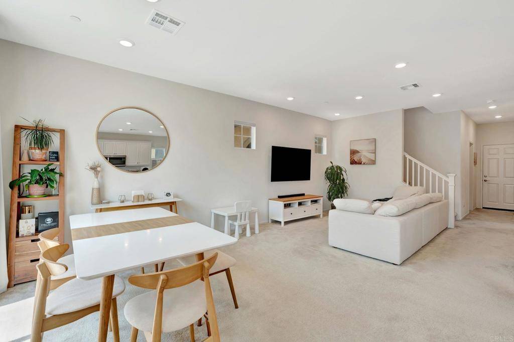 Murrieta, CA 92562,24169 Verin ST
