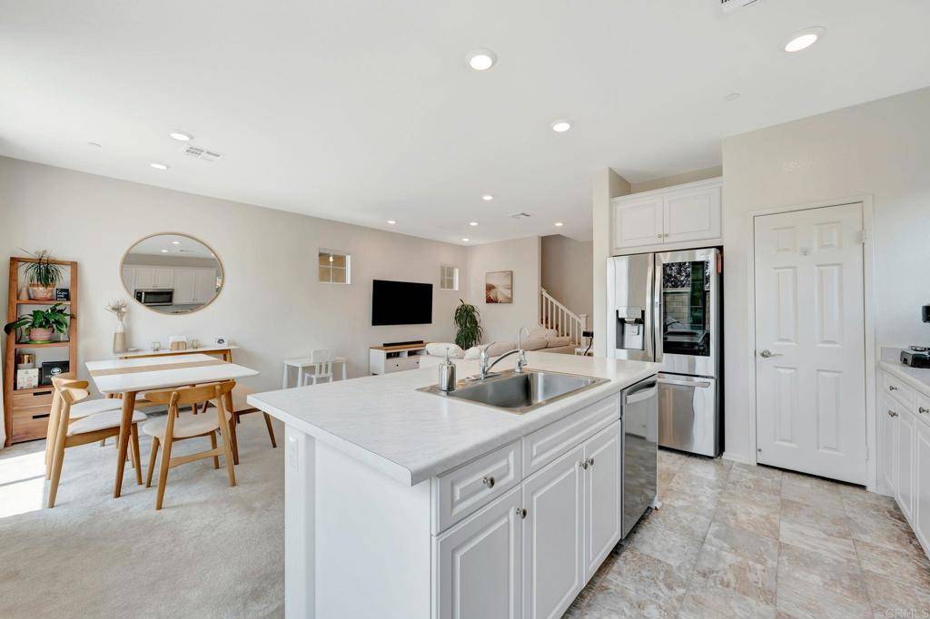 Murrieta, CA 92562,24169 Verin ST