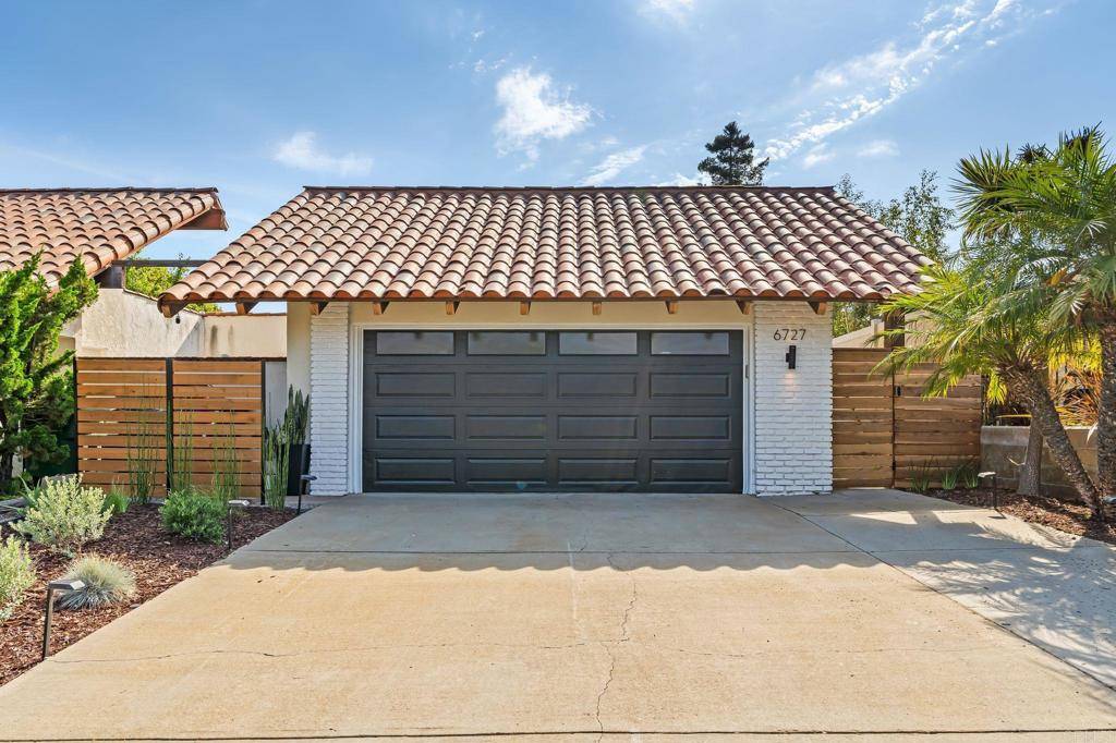 Carlsbad, CA 92009,6727 Corintia ST