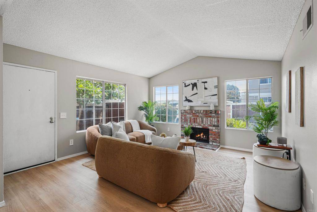 Oceanside, CA 92057,231 Riverview WAY