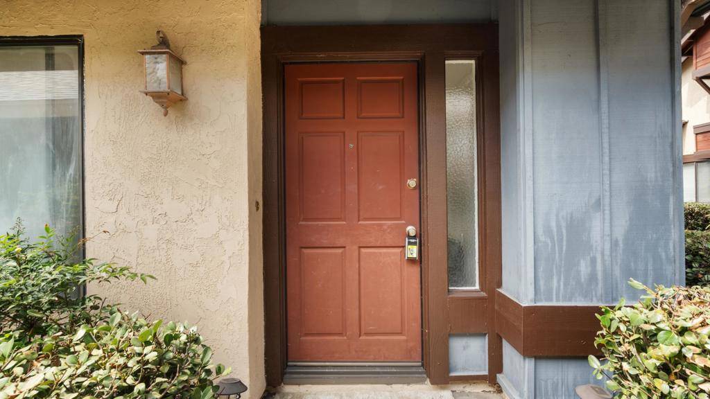 Mira Mesa, CA 92126,8388 Summerdale RD #B