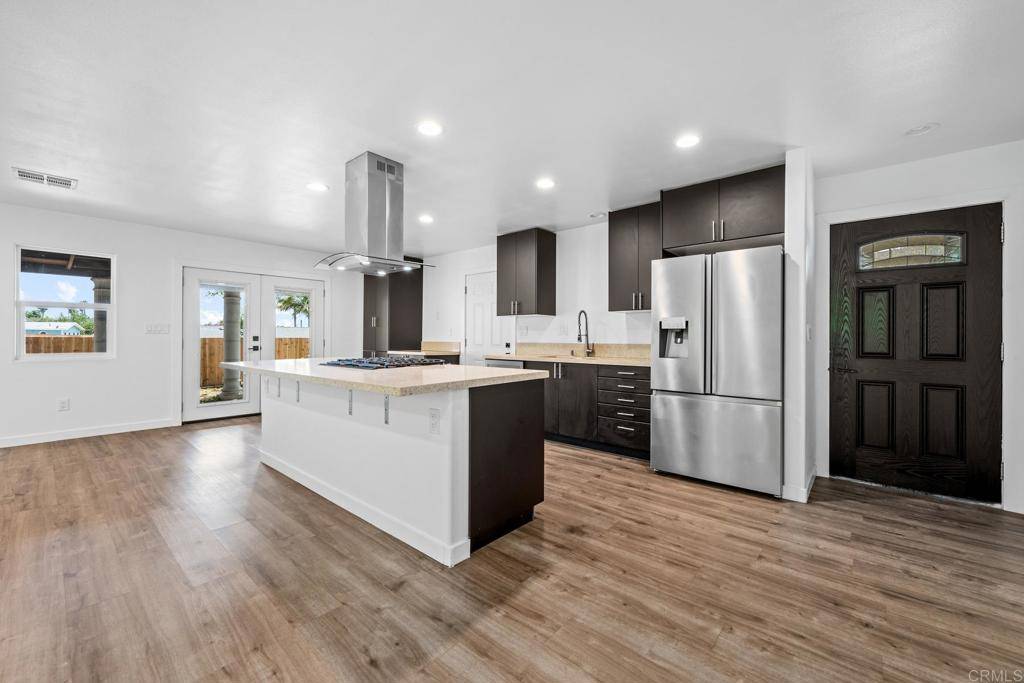 San Diego, CA 92117,4585 Mount Henry PL