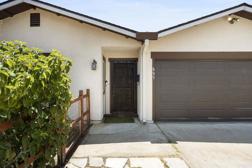 Escondido, CA 92027,809 Buchanan ST