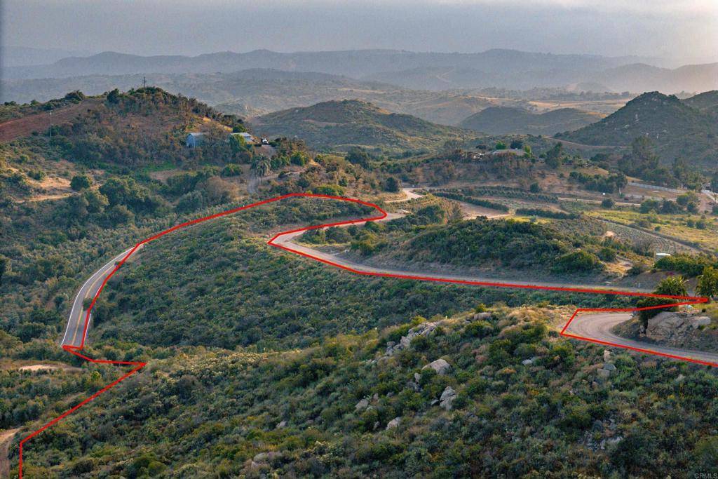 Fallbrook, CA 92028,6 Harris TRL