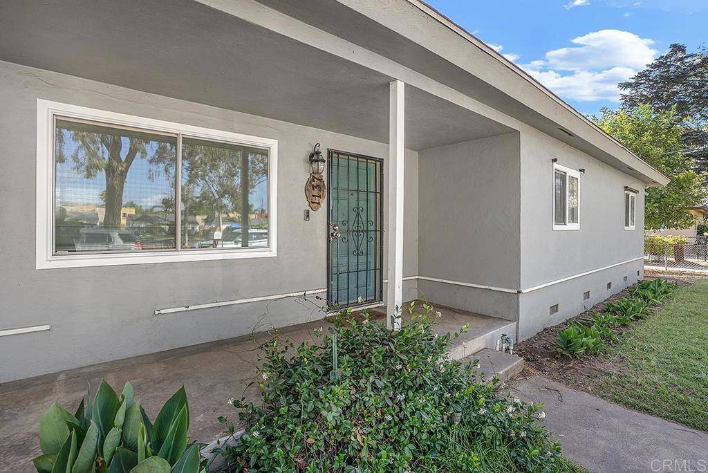 Escondido, CA 92025,1137 S Pine ST