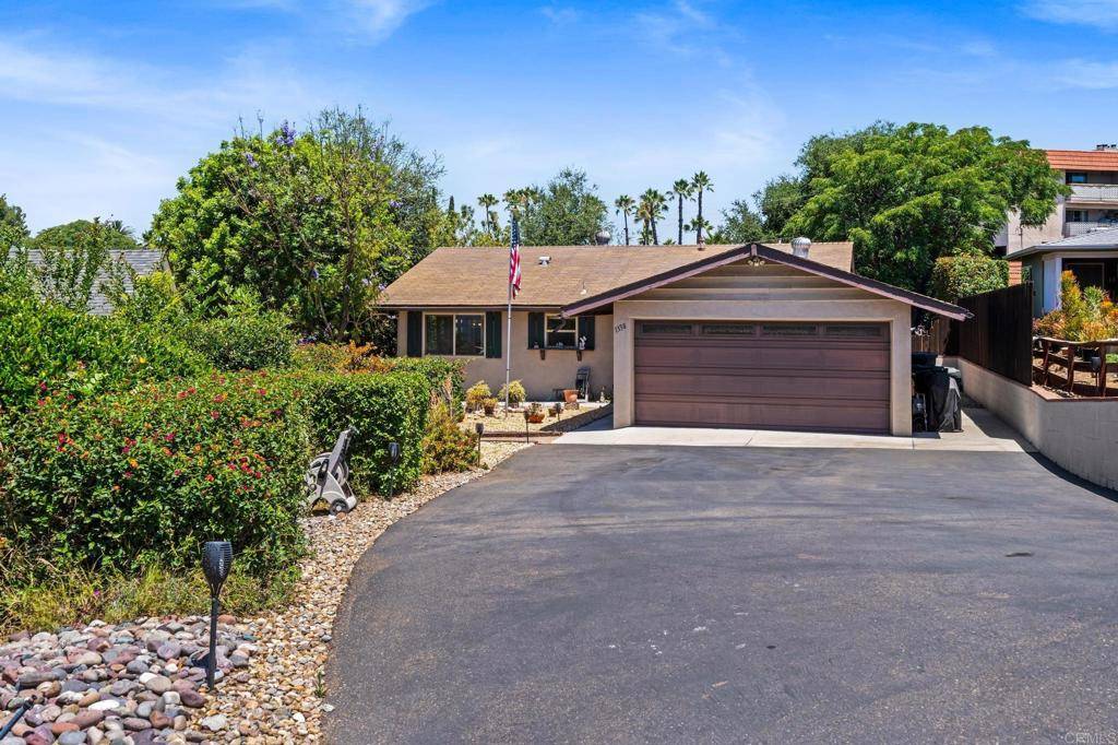 Escondido, CA 92027,1338 Palomar