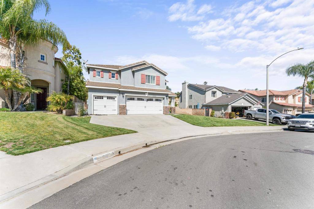 Murrieta, CA 92563,31214 Boulder CT