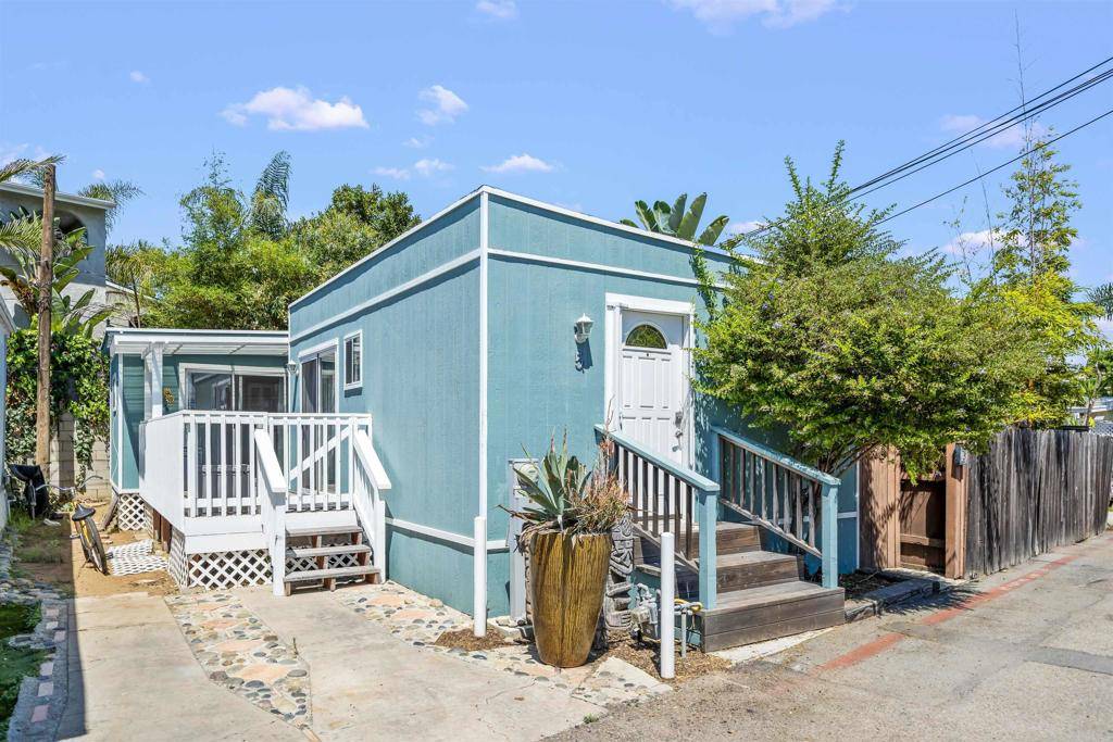 Encinitas, CA 92024,155 W Jason ST #5