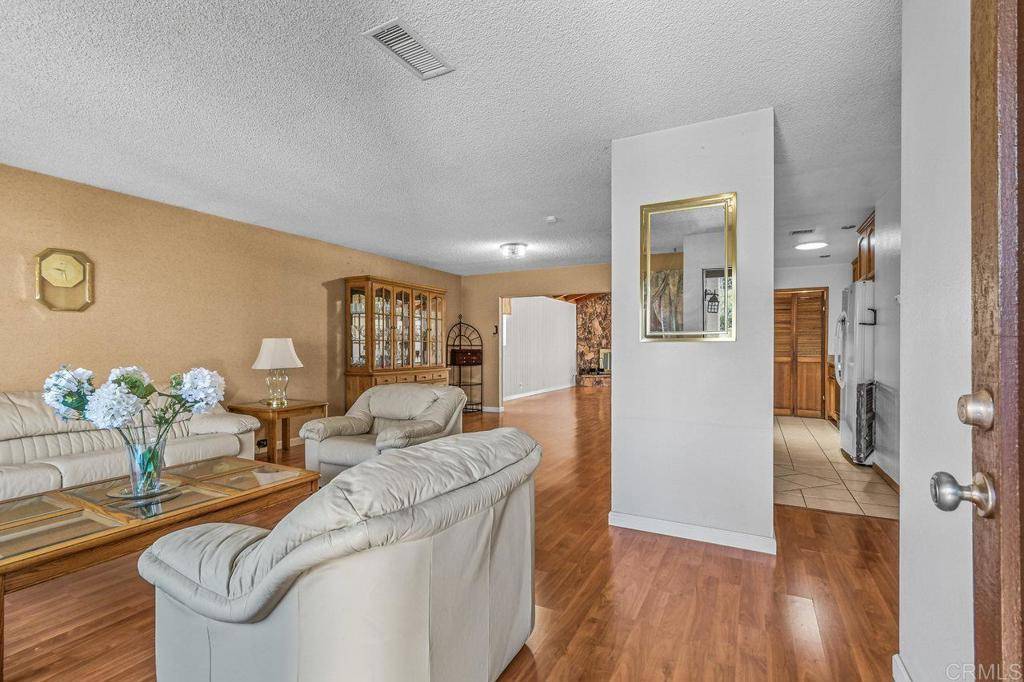 Lemon Grove, CA 91945,1922 Sonoma LN