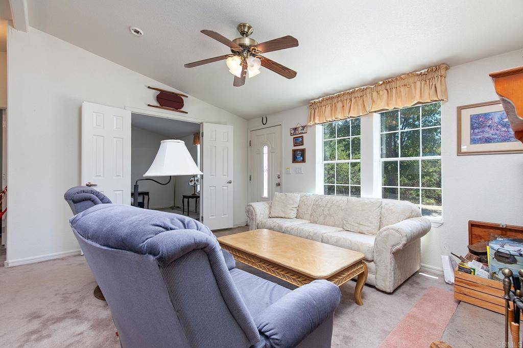 Julian, CA 92036,35170 LILAC LN