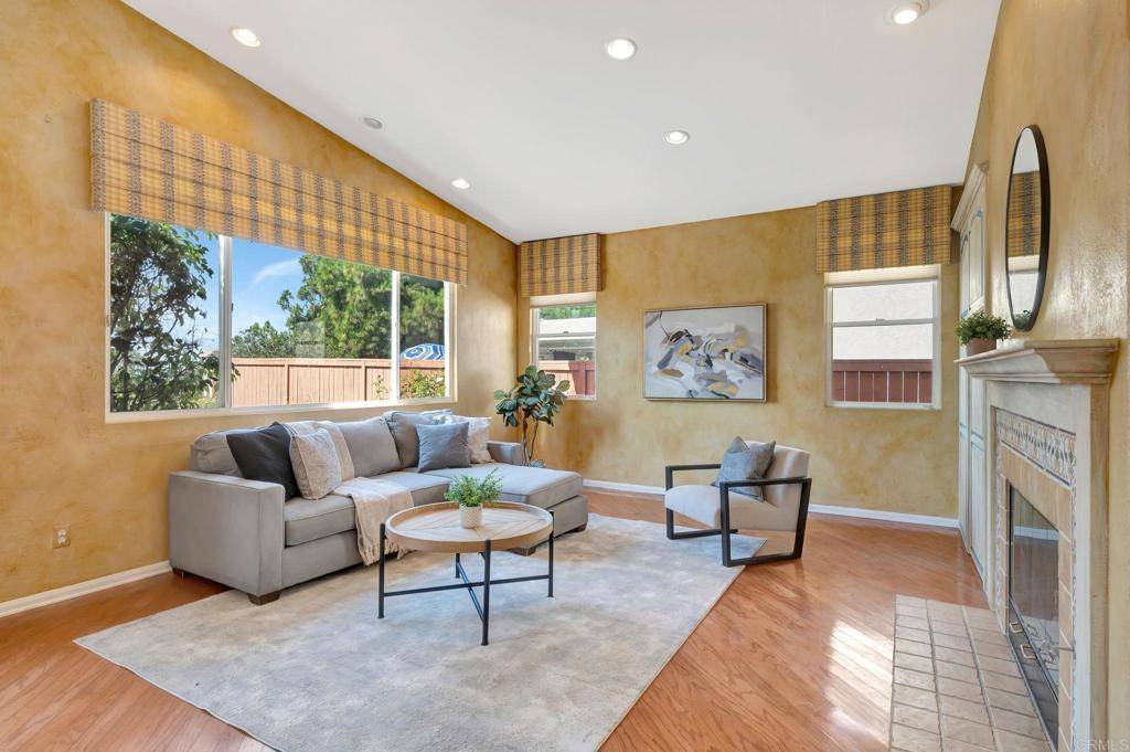 Chula Vista, CA 91910,987 PALENCIA CT