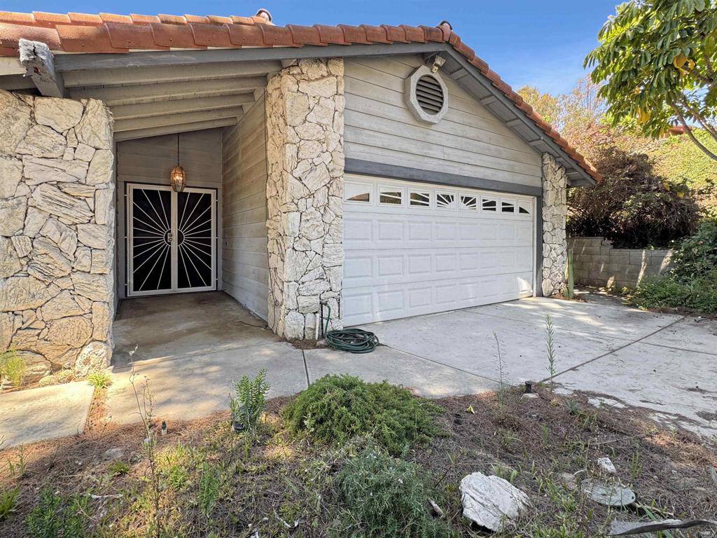 Lakeside, CA 92040,12060 Mcwest LN