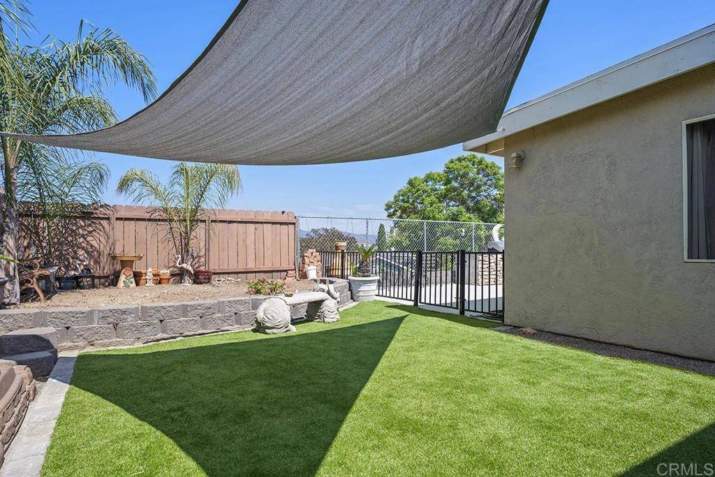 San Diego, CA 92114,237 RIDGECREST DR