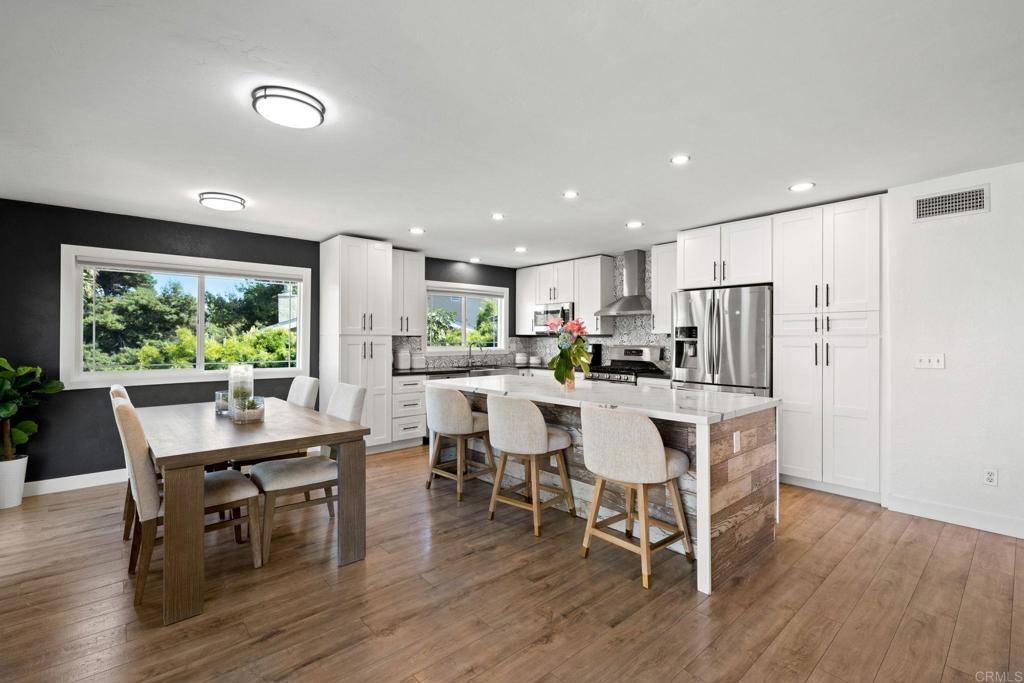 El Cajon, CA 92020,2548 Katherine CT
