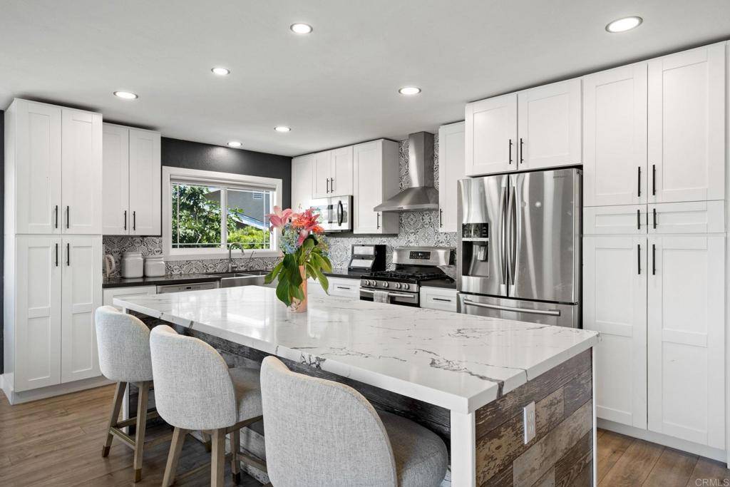 El Cajon, CA 92020,2548 Katherine CT