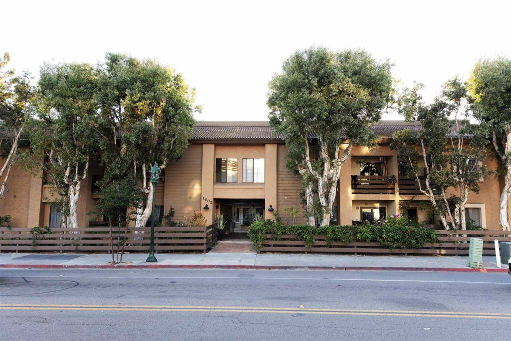 San Diego, CA 92102,1002 30th Street