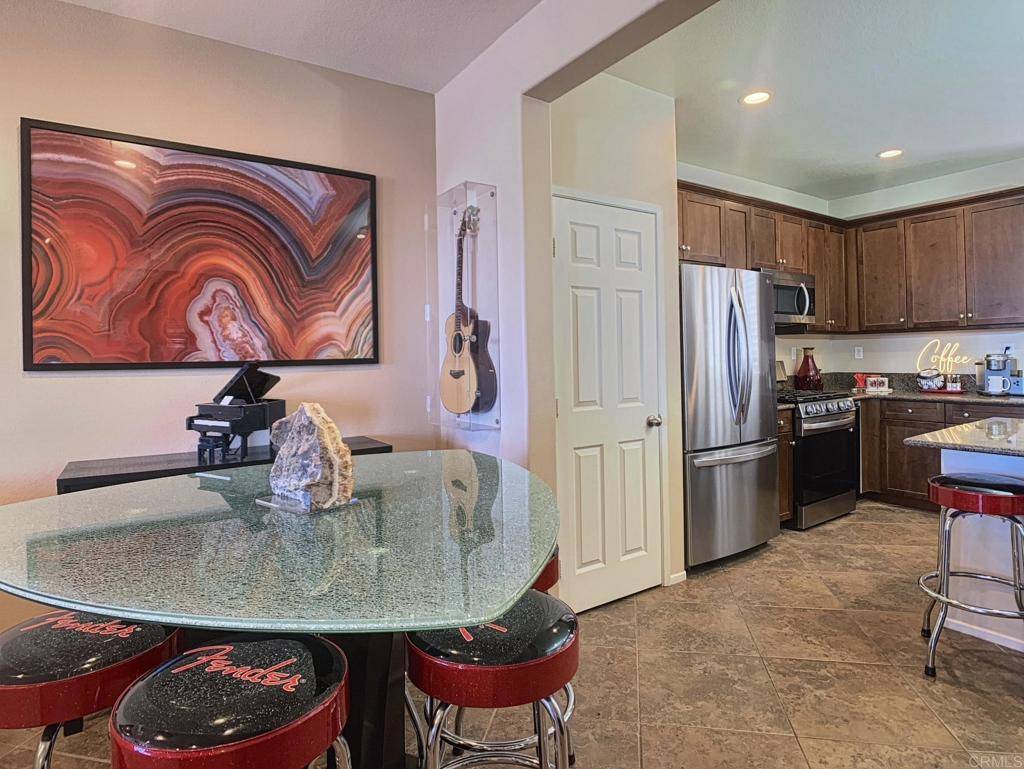 Santee, CA 92071,1710 Montilla