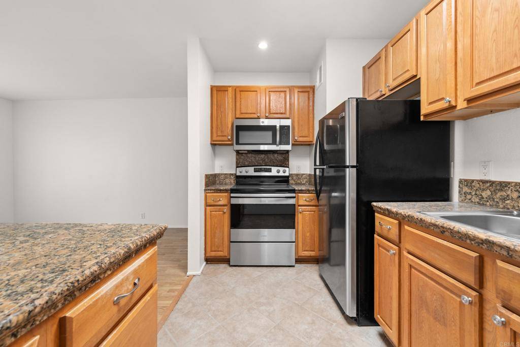 San Diego, CA 92105,4329 Central Ave #Apt 5