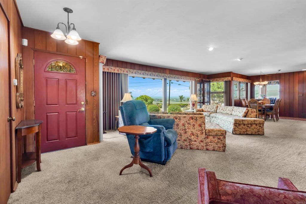 Chula Vista, CA 91910,4445 Vista Coronado DR