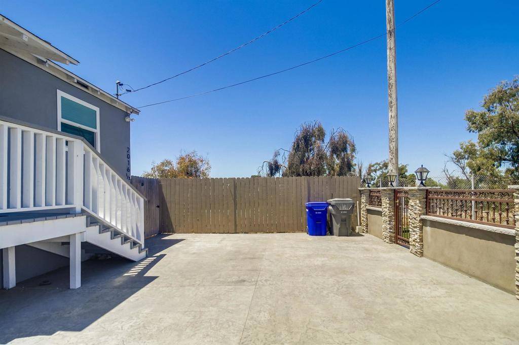 National City, CA 91950,2016 E 10th Street