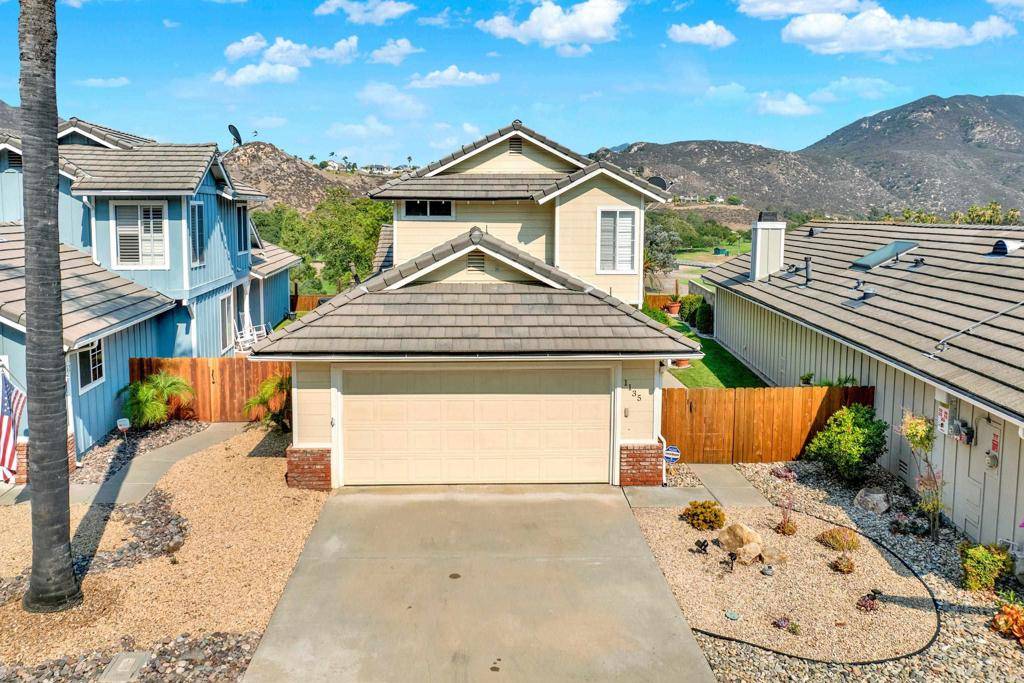 El Cajon, CA 92019,1135 Bitterbush LN
