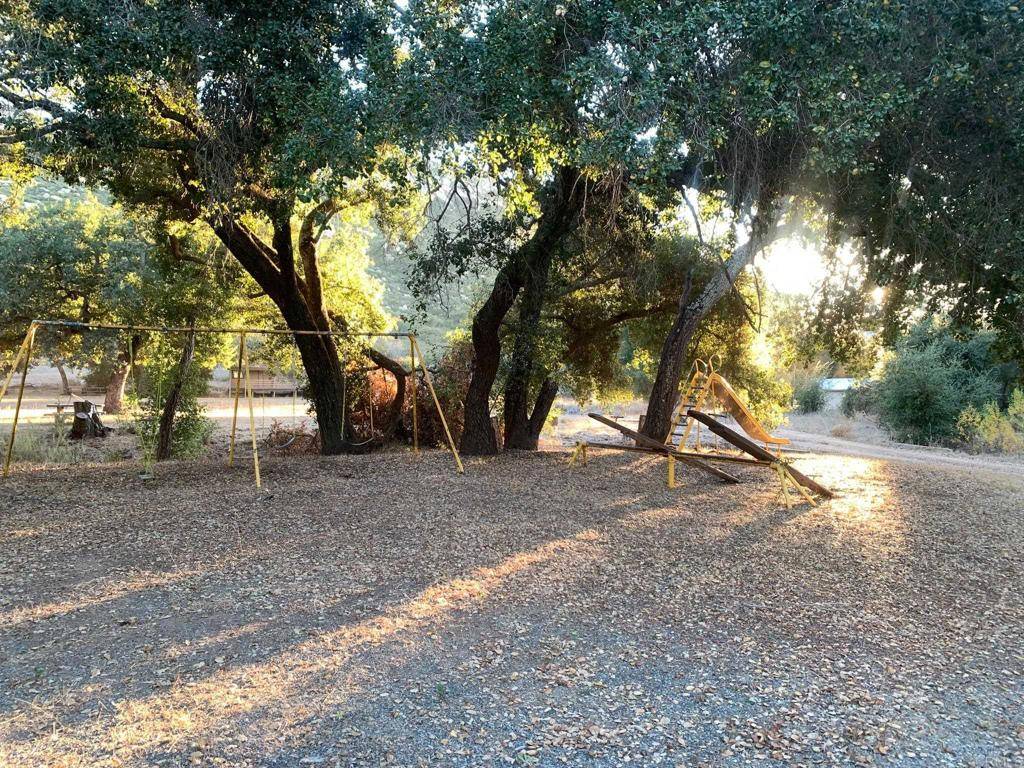 Lakeside, CA 92040,24352 Featherstone Canyon Rd